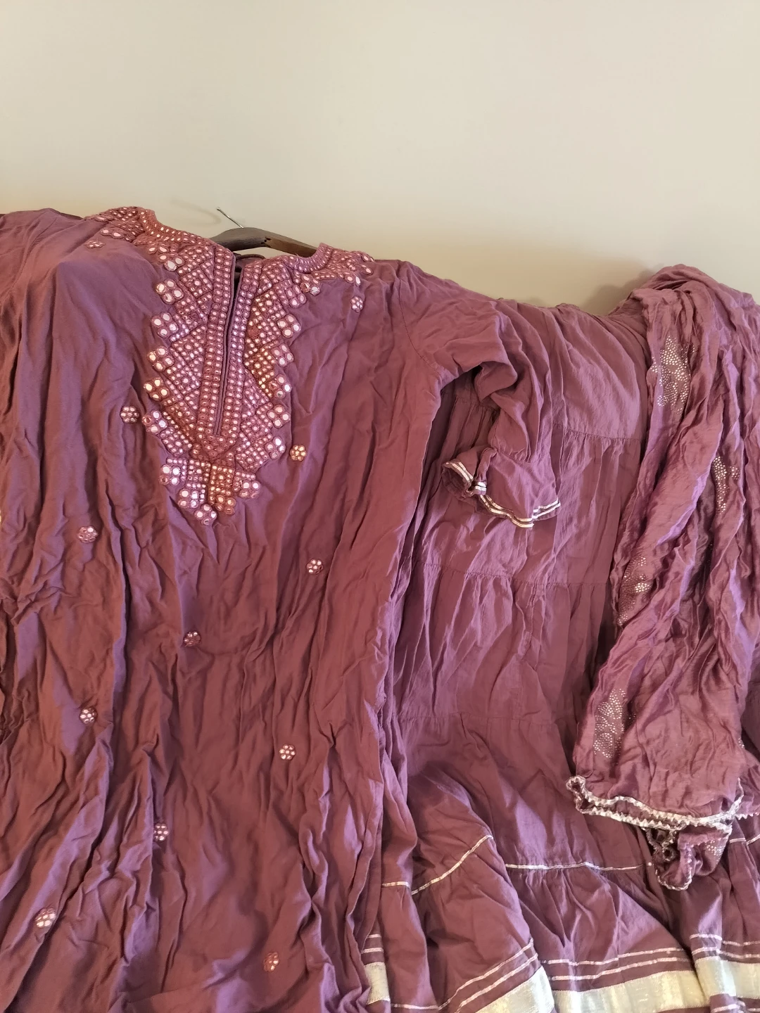 Purple Embroidered Kurti Set with Mirror Work - photo 3