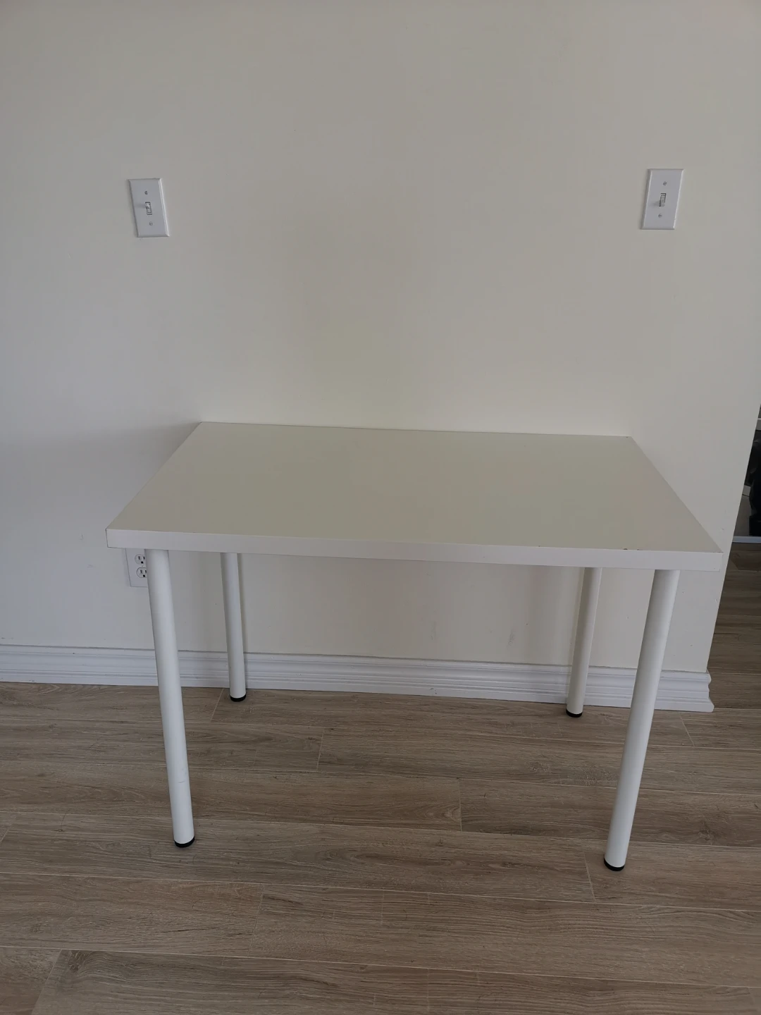 White Desk