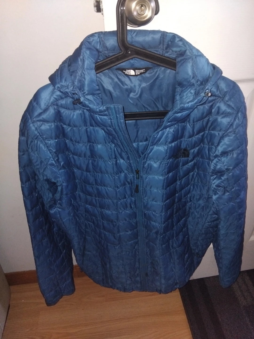 The North Face Hooded Insulated Jacket - Unisex M/M