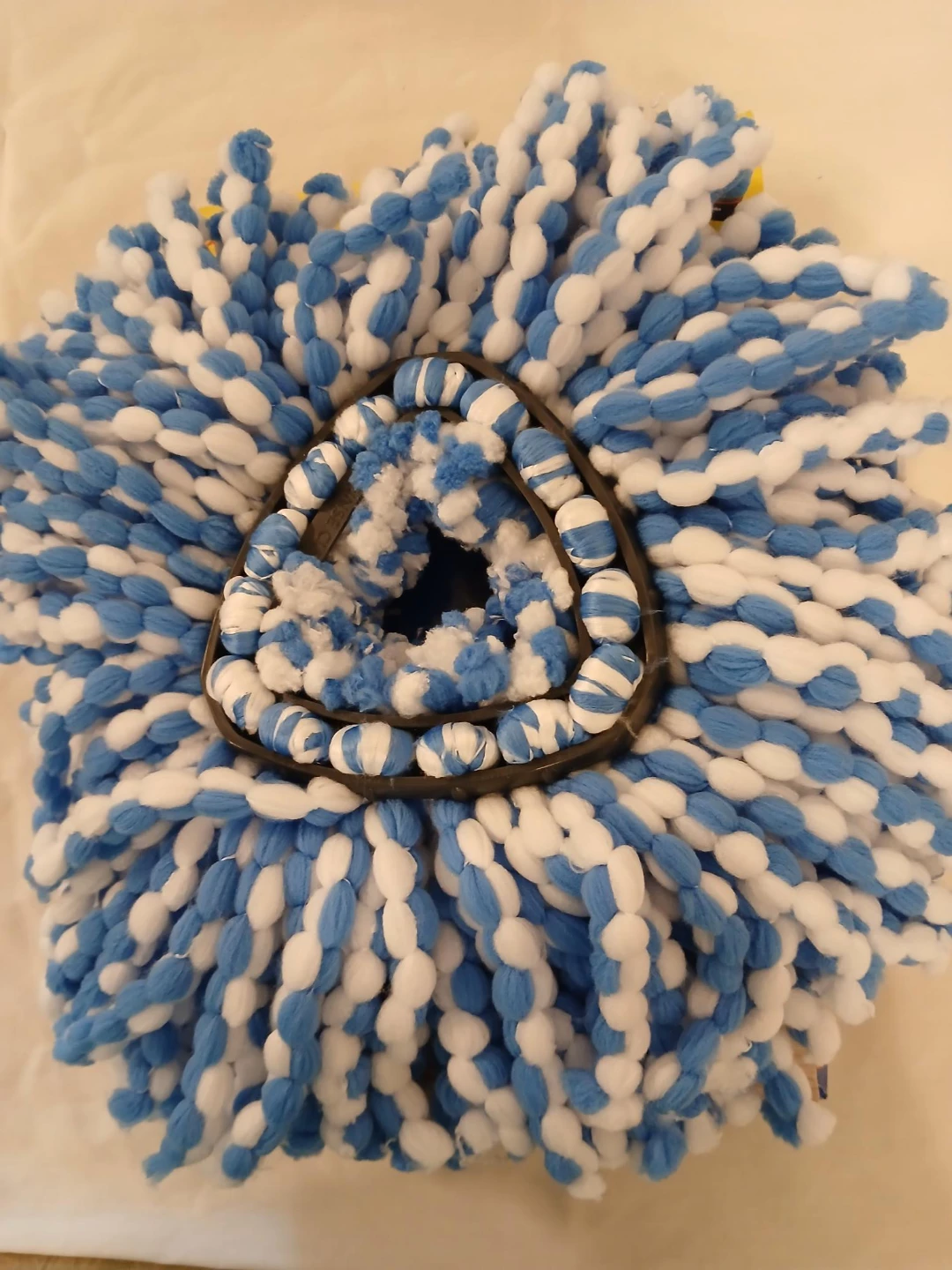Vileda EasyWring Rinse Clean Mop Refill. Pick up only. - photo 2