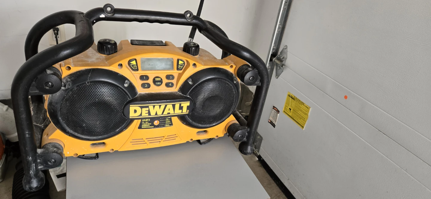 DEWALT radio