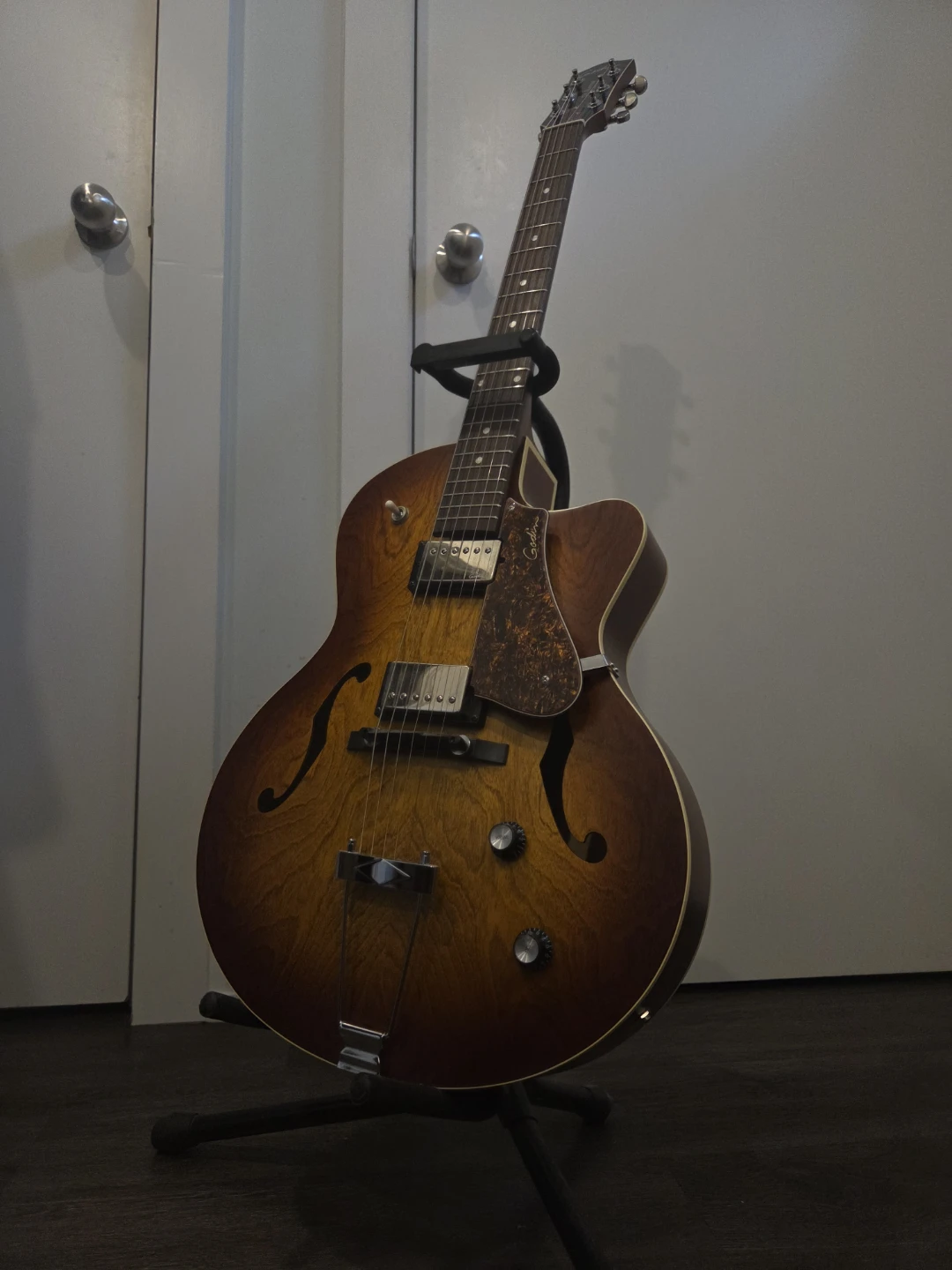 Godin 5th Avenue Electric Guitar - photo 2
