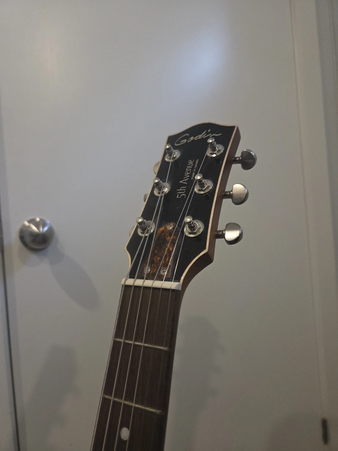 Godin 5th Avenue Electric Guitar - photo 5
