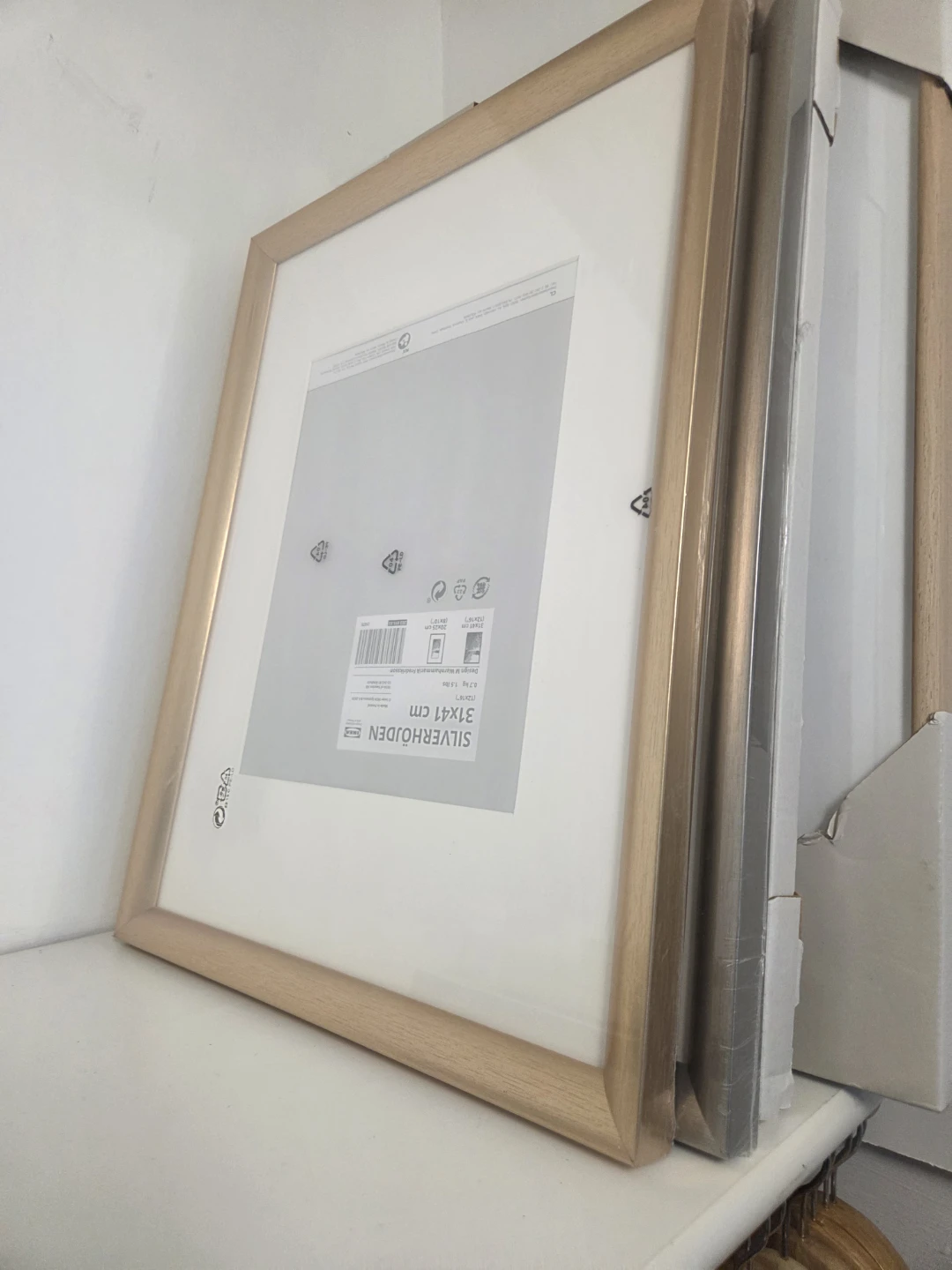 IKEA SILVERHÖJDEN Picture Frames (31x41 cm) - photo 4