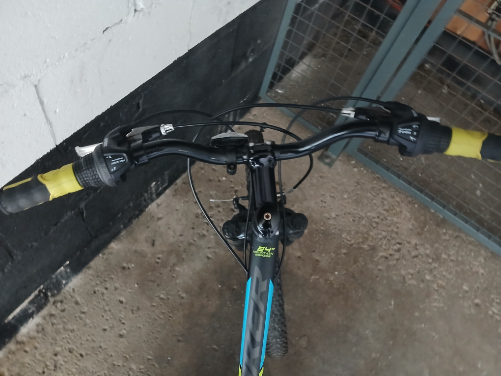 Schwinn 24" Mountain Series Bicycle - photo 5