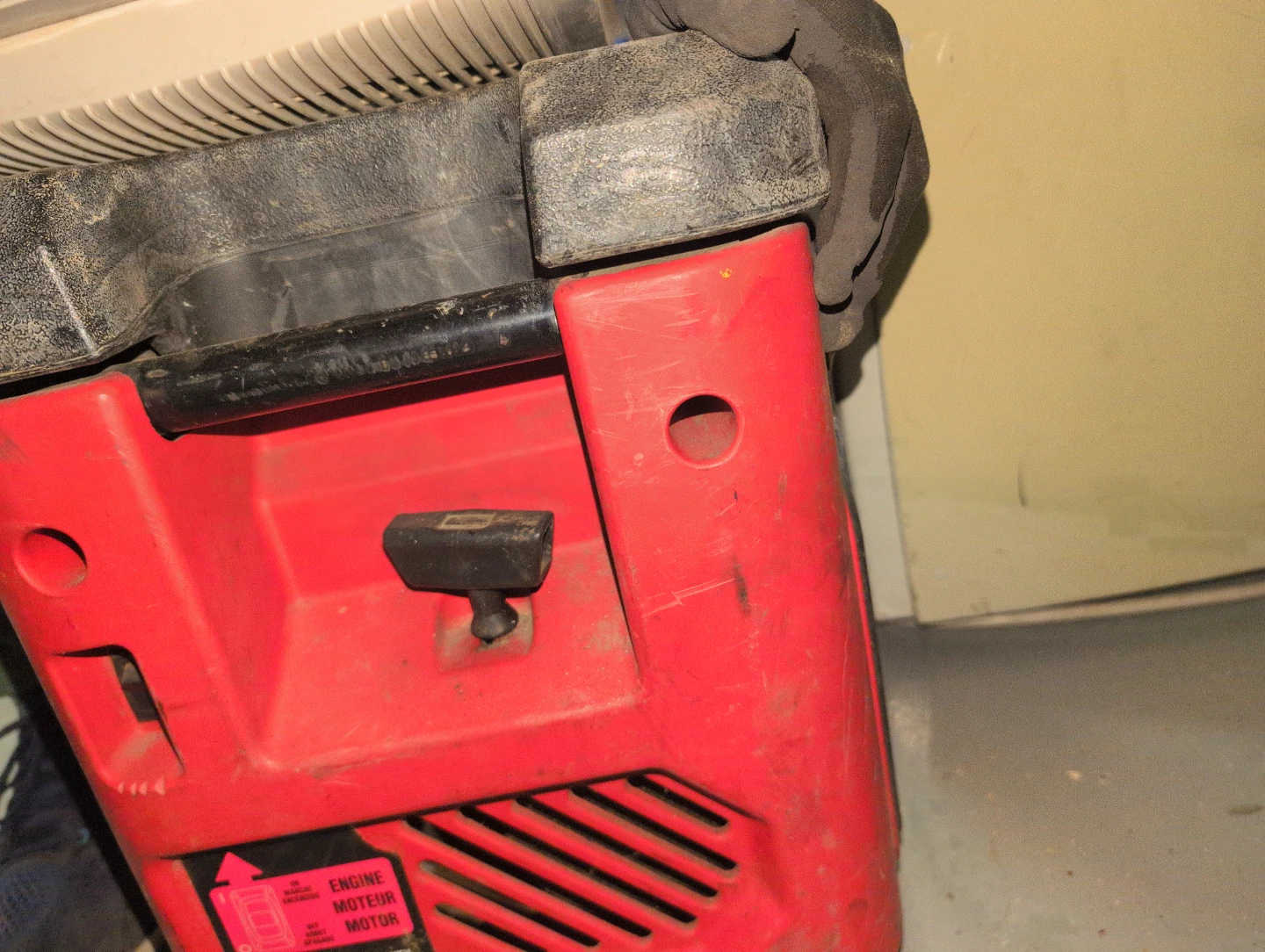 Coleman Powermate 1850 Generator - photo 5