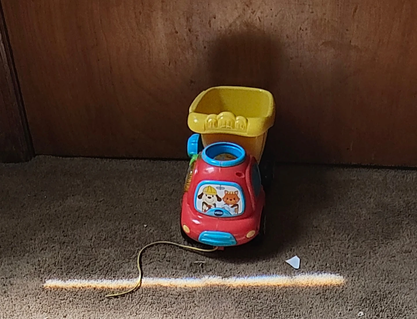 Dump truck sounds and learning toy