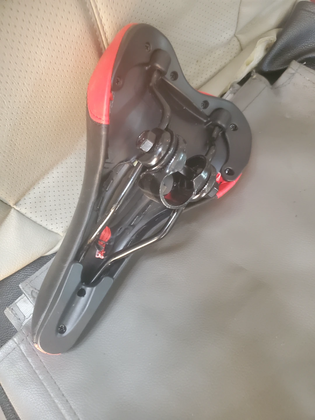 Bicycle Saddle Seat - Black & Red - photo 4