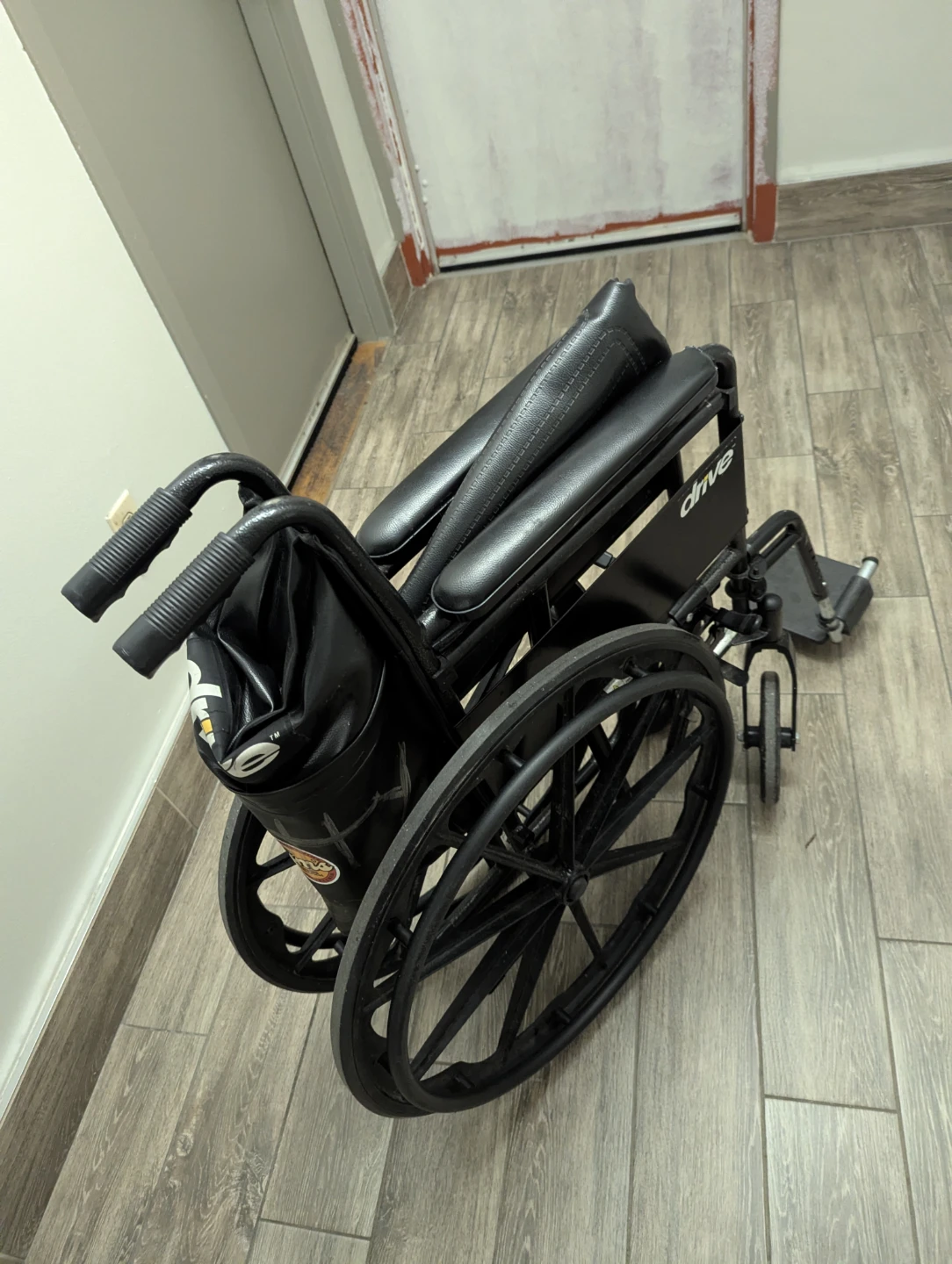 Drive Medical Folding Wheelchair - photo 3
