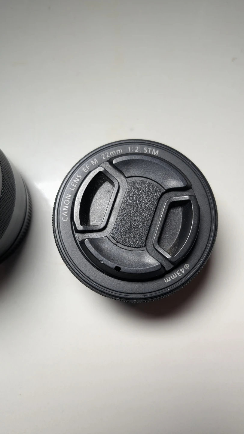 Canon EOS M50 Camera with 18-45mm and 22mm Lenses - photo 3