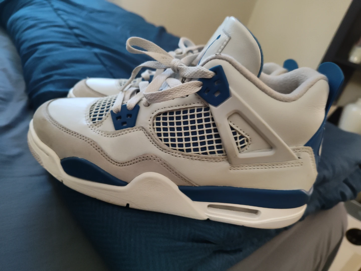 Youth Air Jordan 4 military blue - photo 2