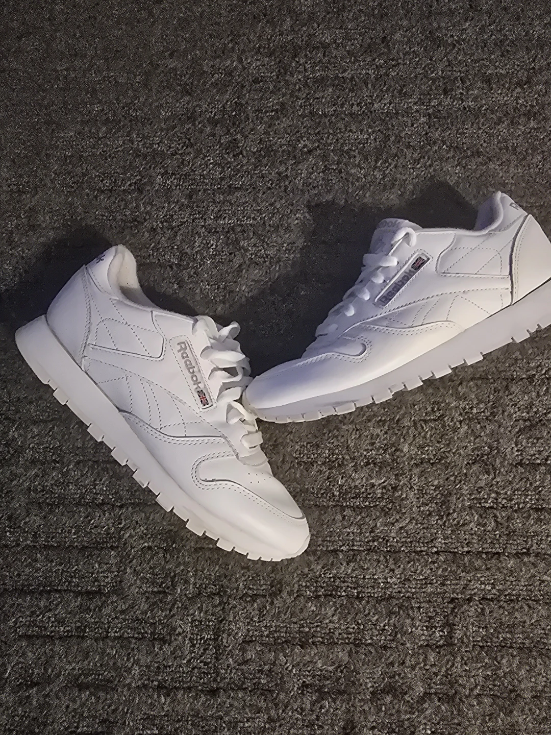 Reebok Classic Leather Sneakers - photo 2