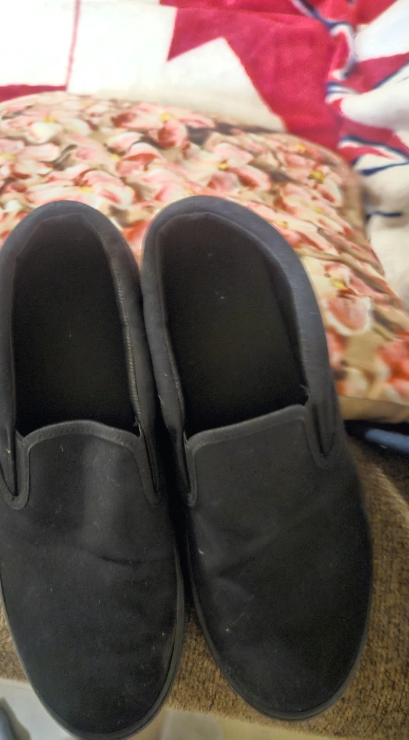 Black slip-on shoes - photo 2