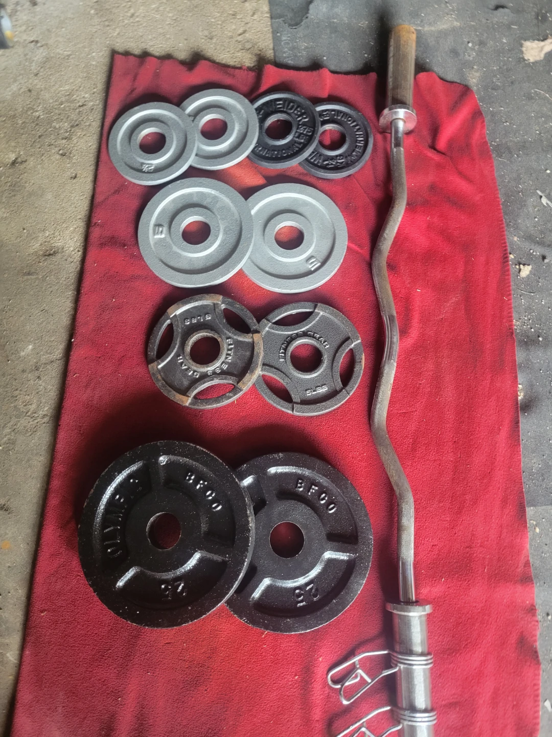 2" HOLE  OLYMPIC PLATES 80LBs. TOTAL. EZ-CURL BAR