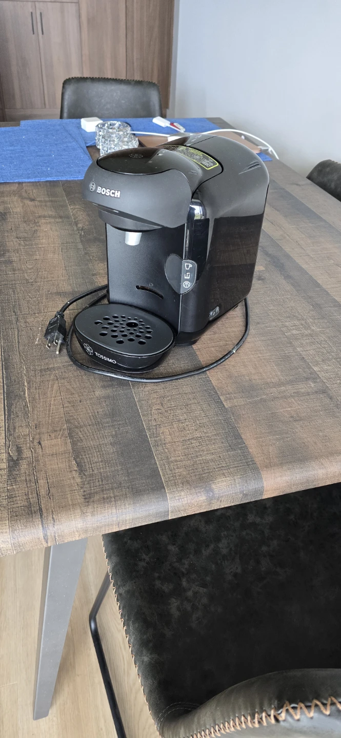 Bosch Tassimo Coffee Machine - photo 3