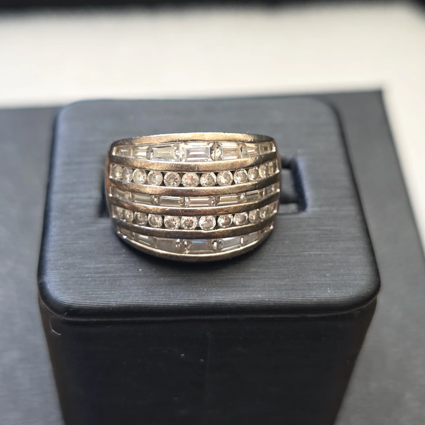 Beautiful 925 Silver ring with CZ stones sale - photo 2