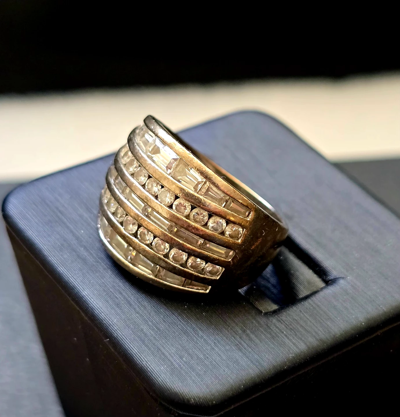 Beautiful 925 Silver ring with CZ stones sale - photo 4