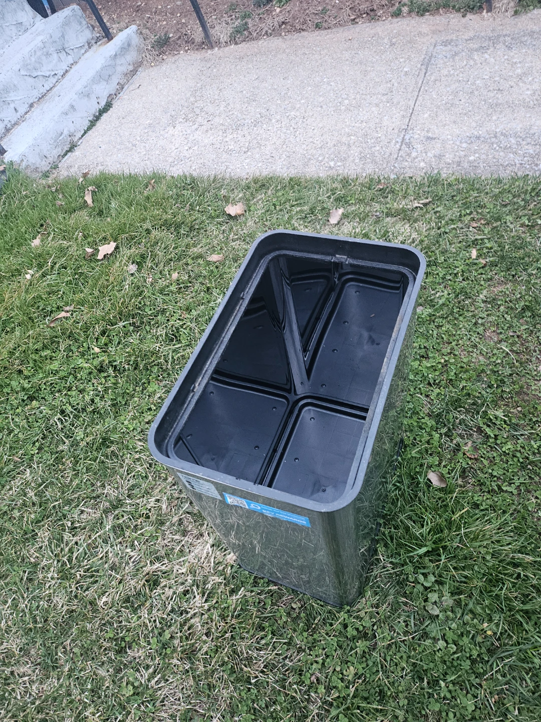 HomeLabs 13 Gallon Automatic Trash Can - photo 2