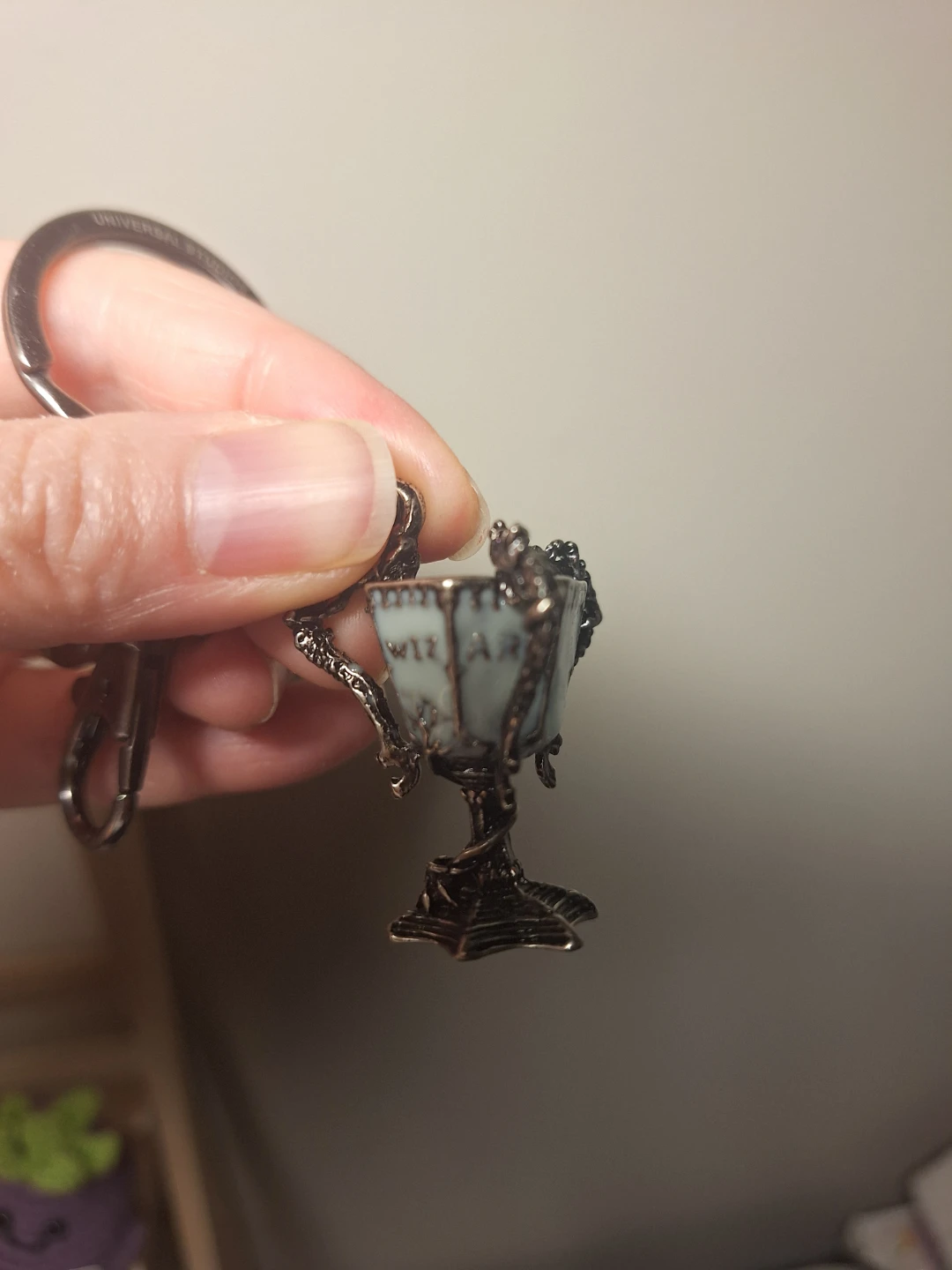 Harry Potter Triwizard Cup Keychain - photo 3