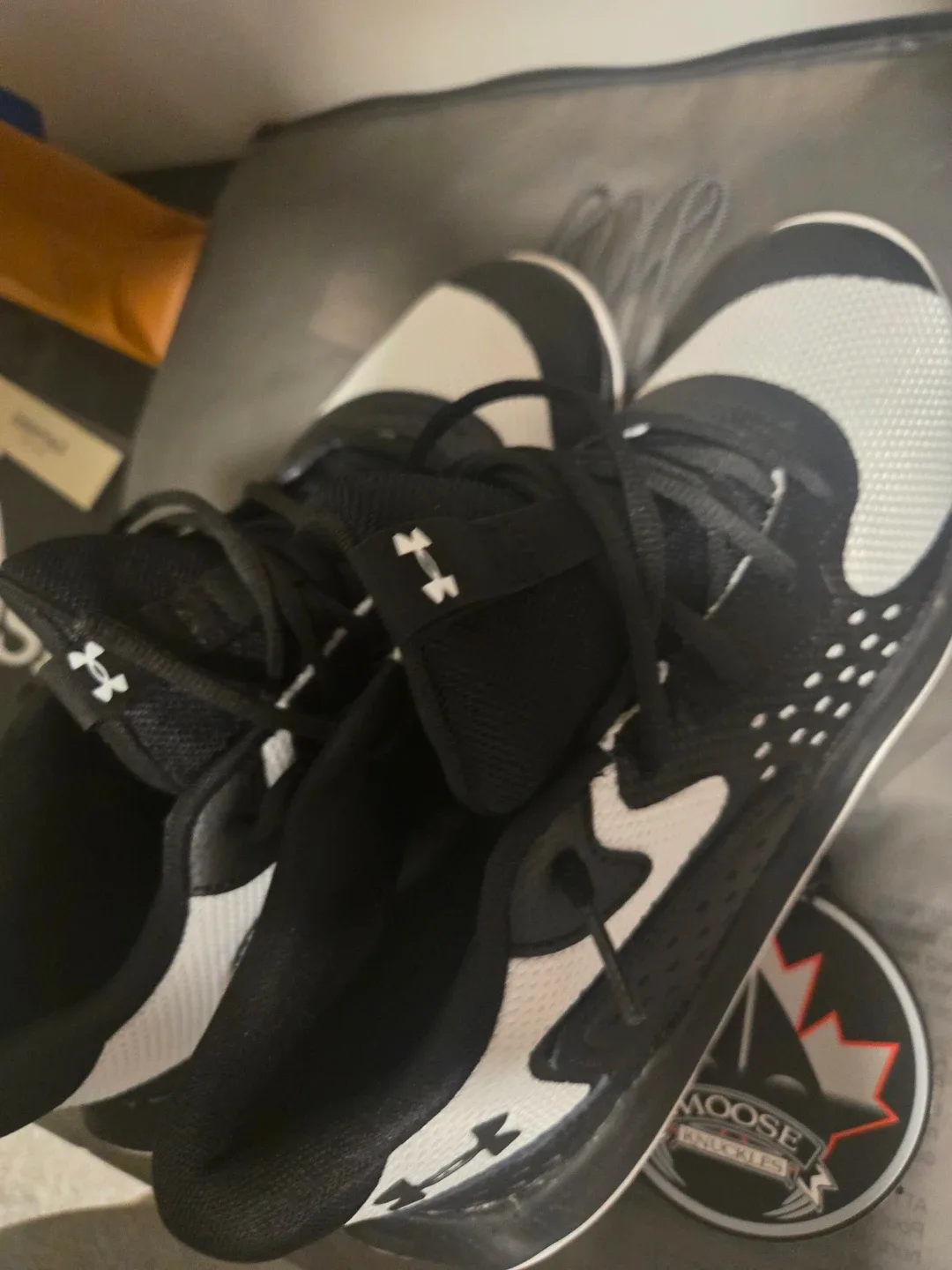 Under Armour FIU Basketball Shoes Size 10 Men's - photo 2