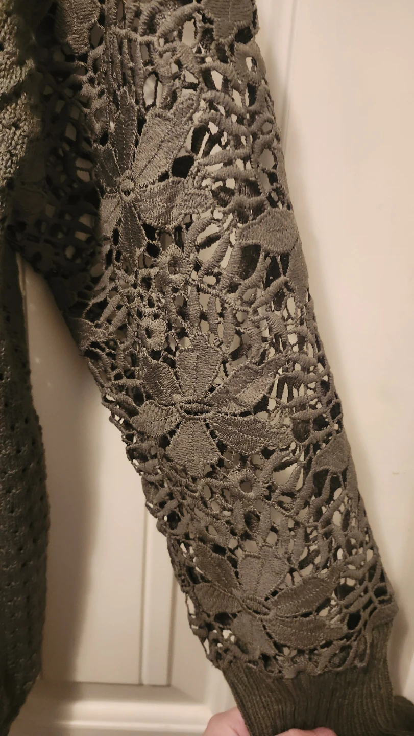 Women's Green Lace Sleeve Sweater - Size L - photo 3