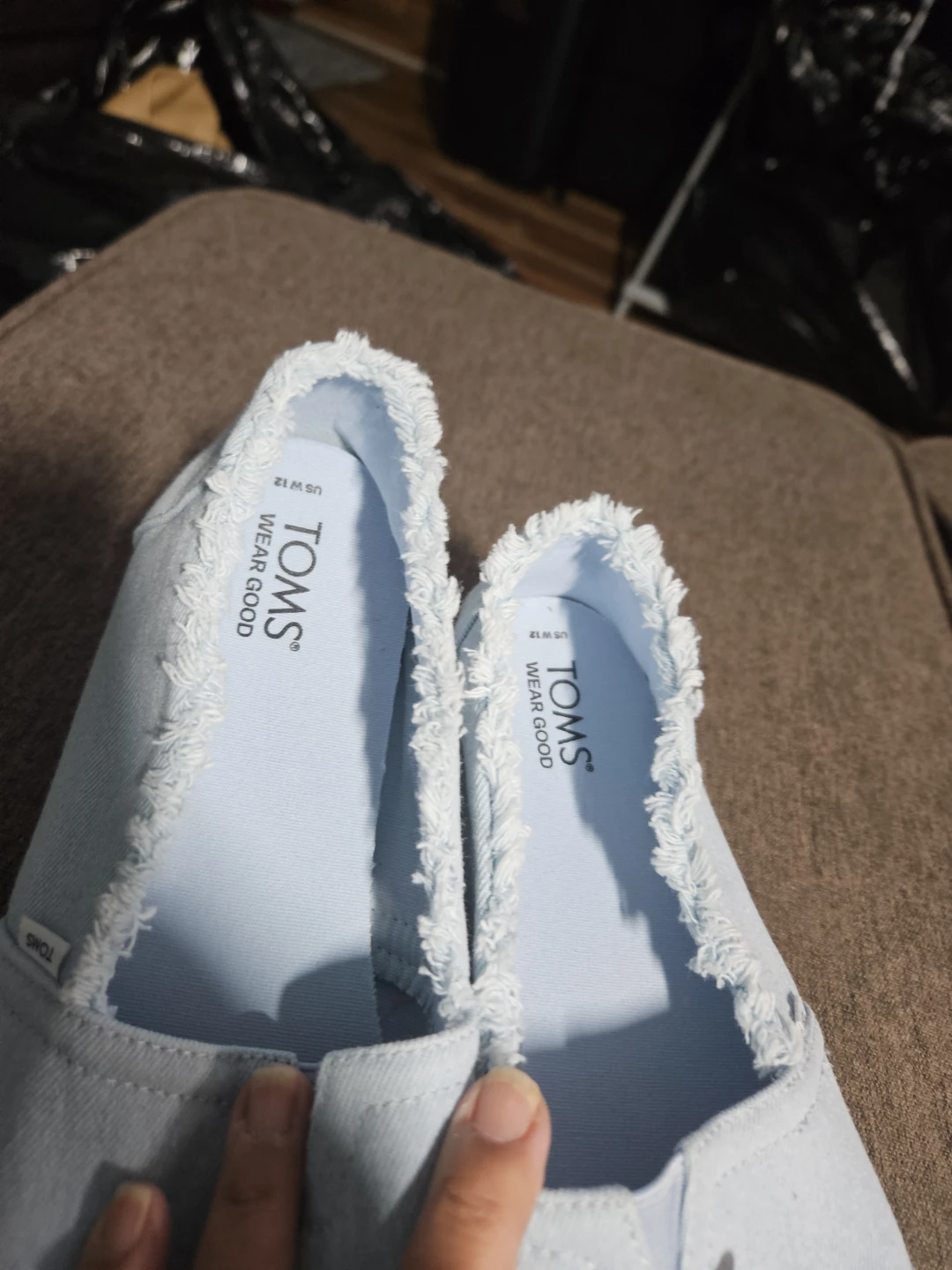 TOMS Light Blue Denim Slip-On Shoes - US Women's 10 - photo 4