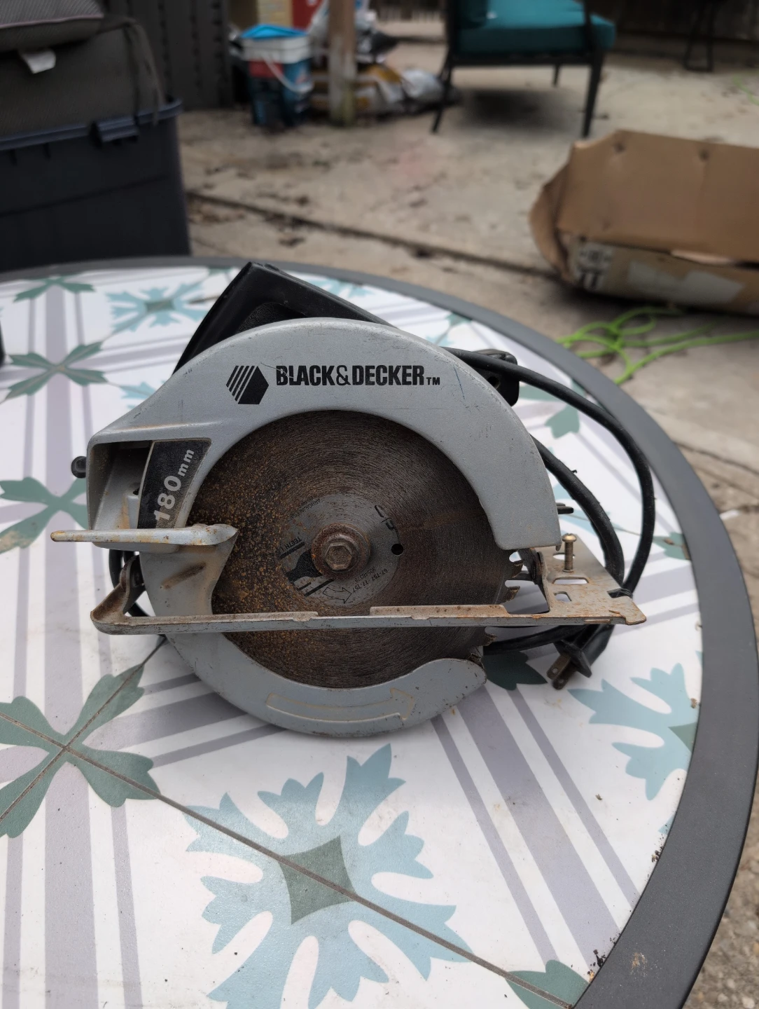Black & Decker Circular Saw 180mm
