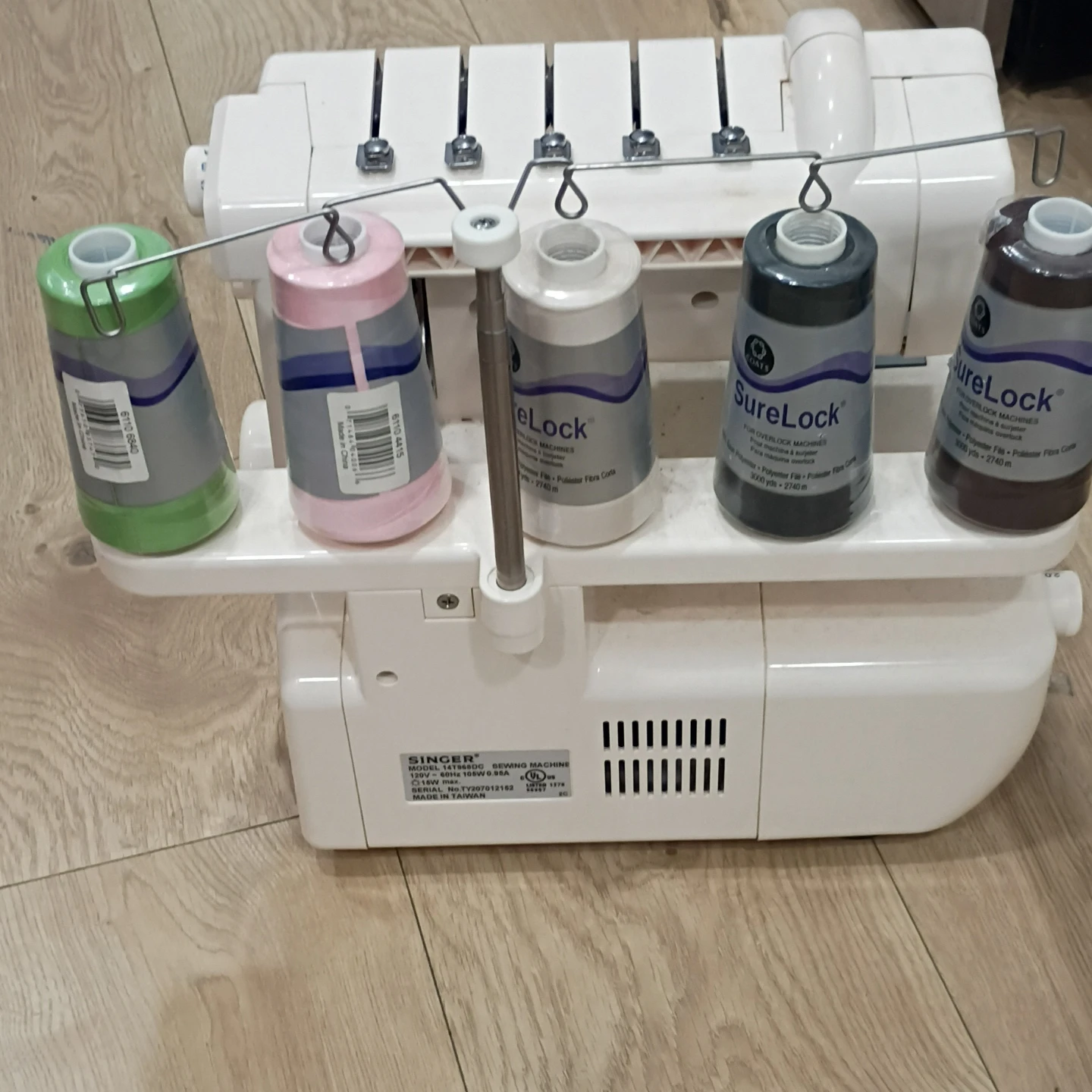 Singer Professional 5 Serger Sewing Machine with Threads - photo 2