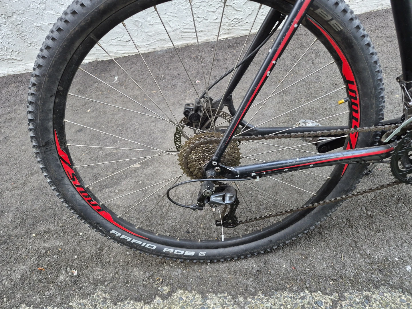 Specialized Rockhopper Mountain Bike - photo 2