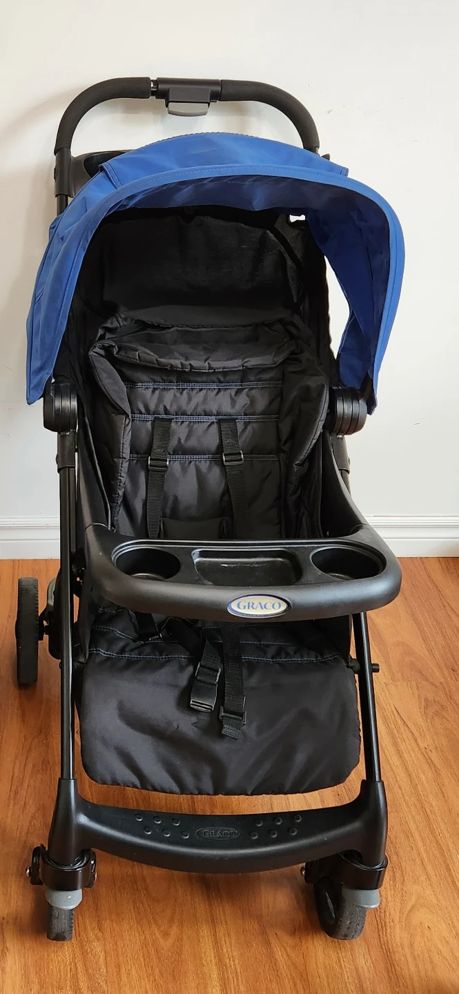 Graco Stroller with Cover