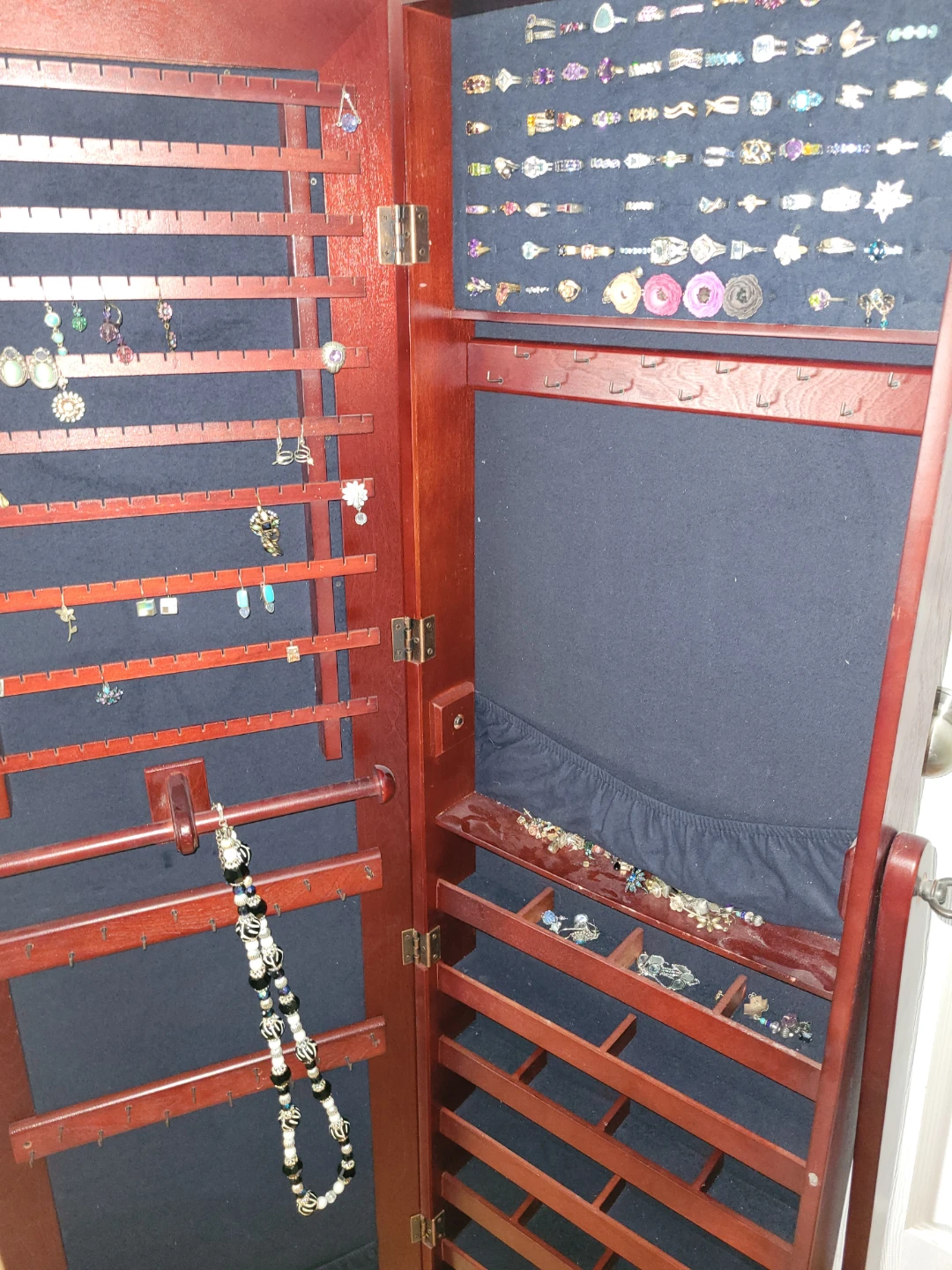 standing mirror with storage for Jewelry - photo 2