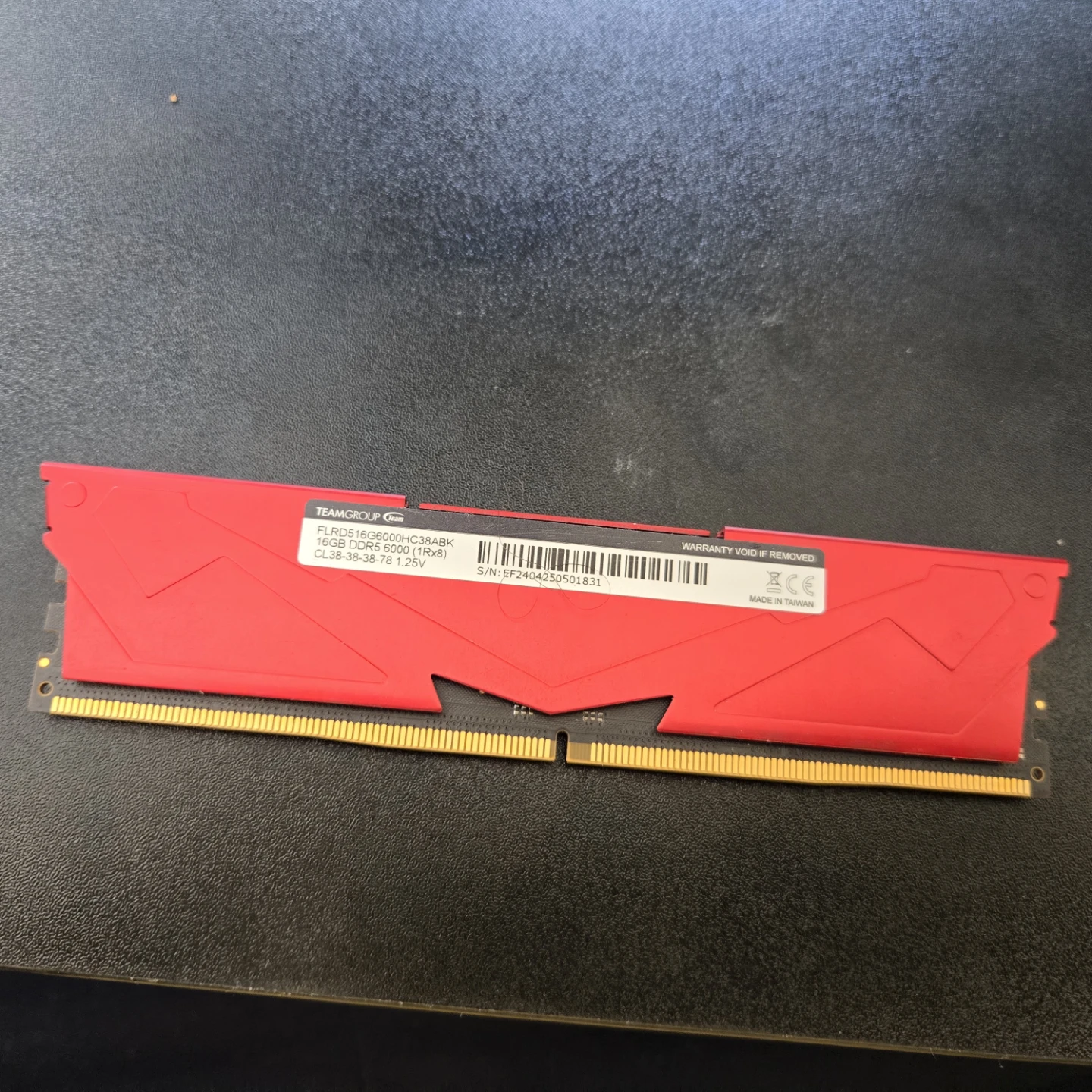 TeamGroup T-Force Vulcan DDR5 RAM Stick - photo 3