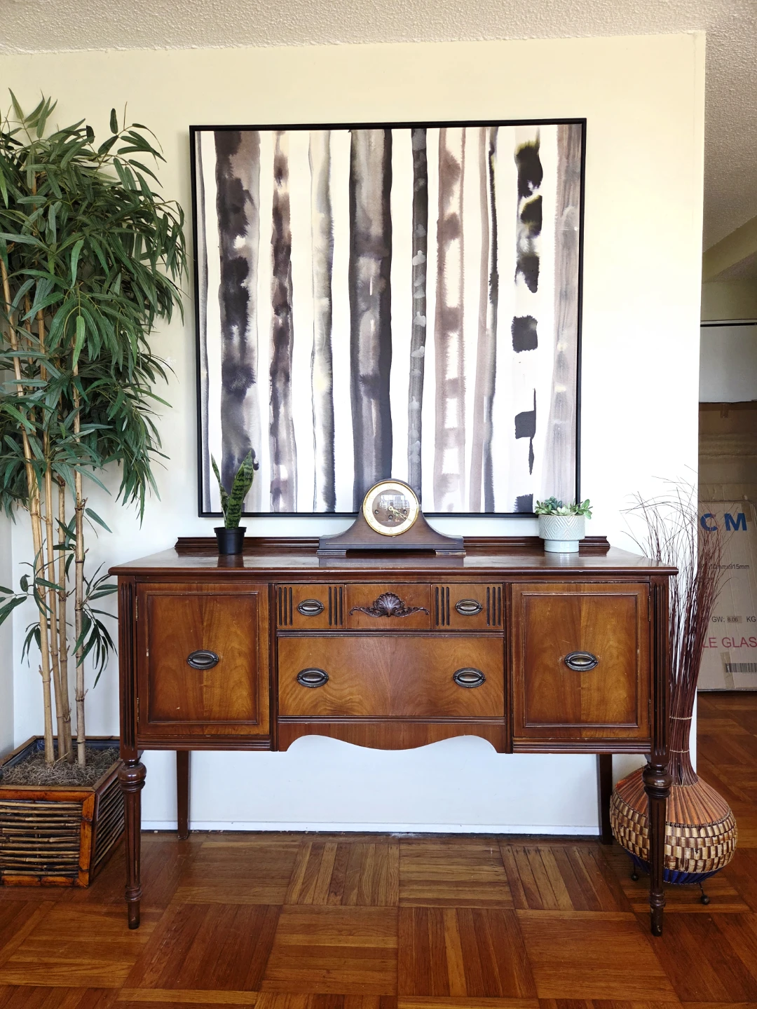 Antique Federal Design Solid Mahogany Buffet