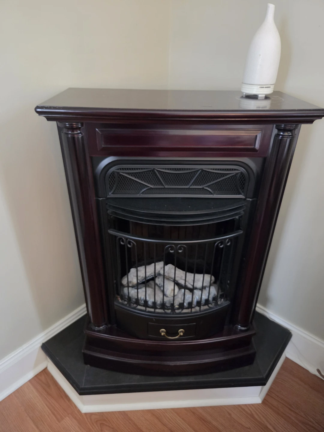 Electric Fireplace with Faux Logs