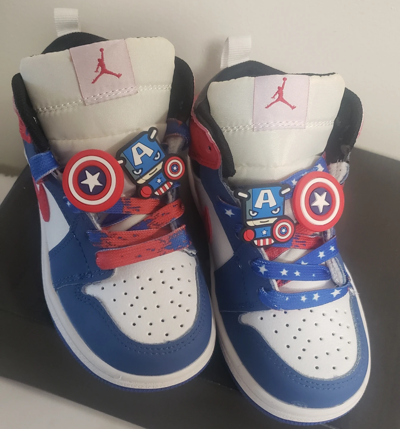 Brand new Kids Jordan 4 Capitán American S 12c - photo 4