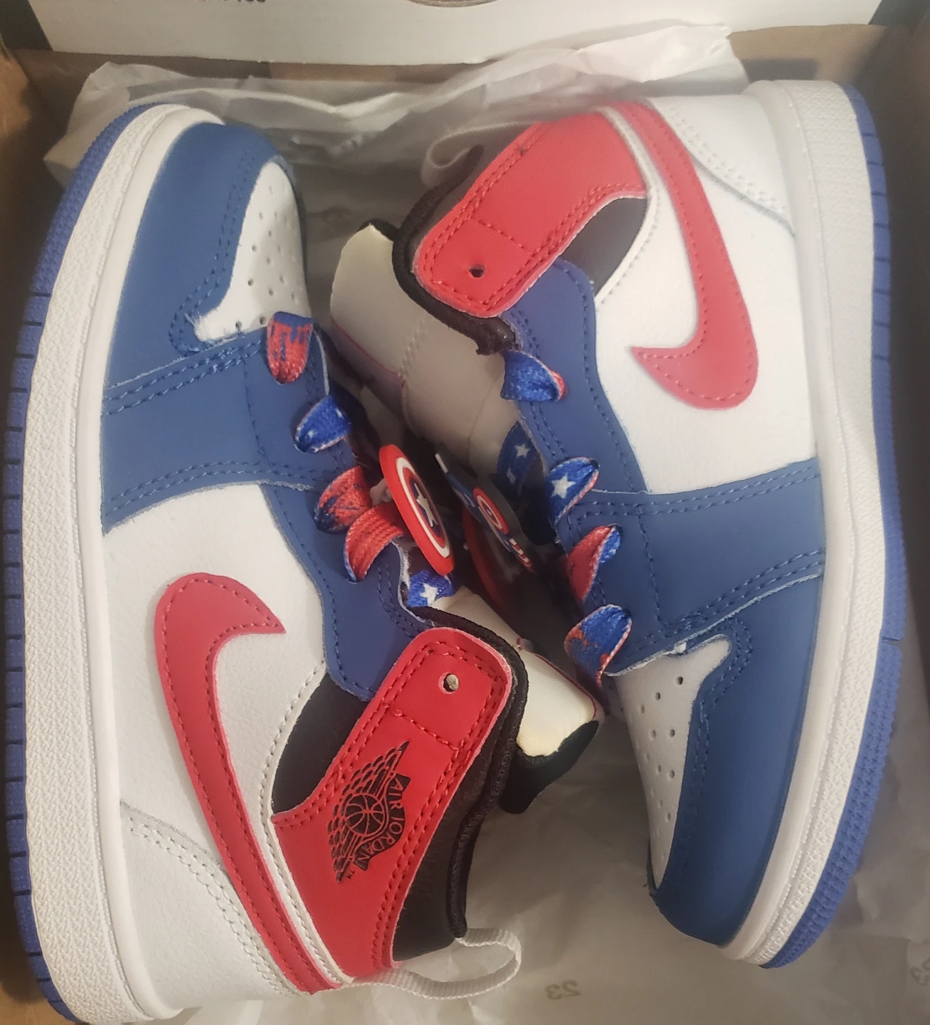 Brand new Kids Jordan 4 Capitán American S 12c - photo 5