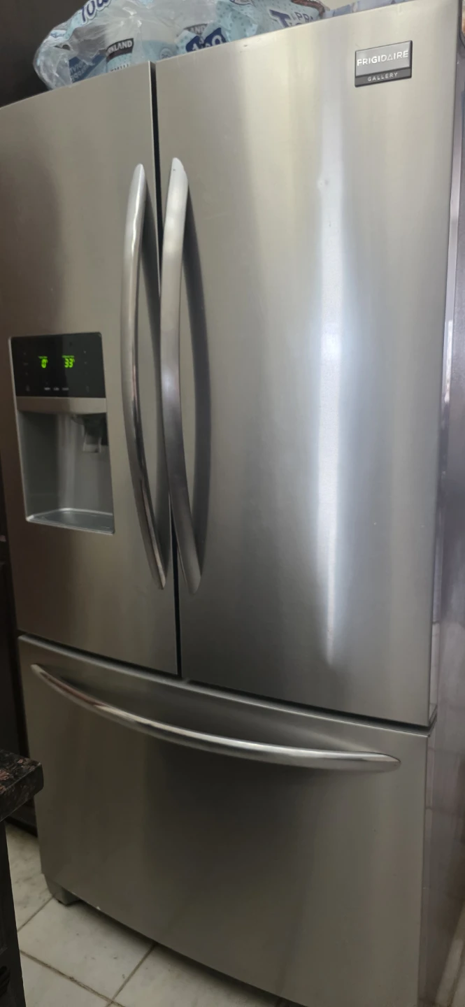 Frigidaire Gallery Stainless Steel French Door Refrigerator