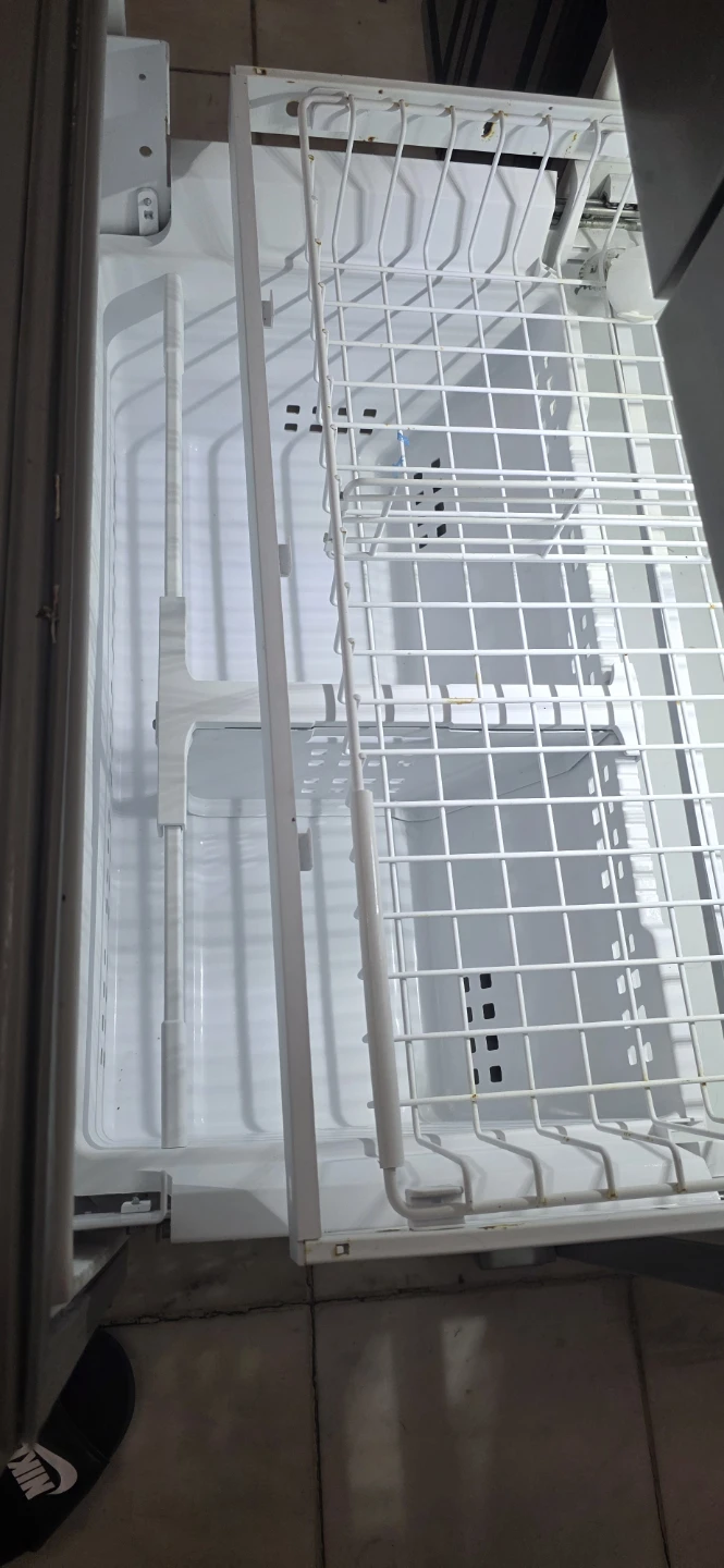 Frigidaire Gallery Stainless Steel French Door Refrigerator - photo 5