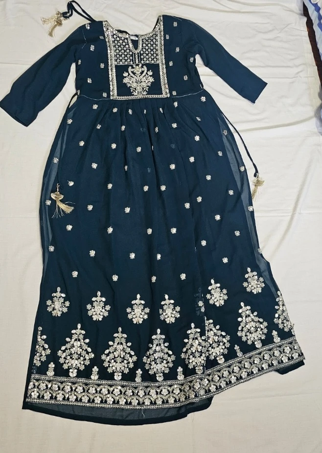 Beautiful Green dress with Dupatta