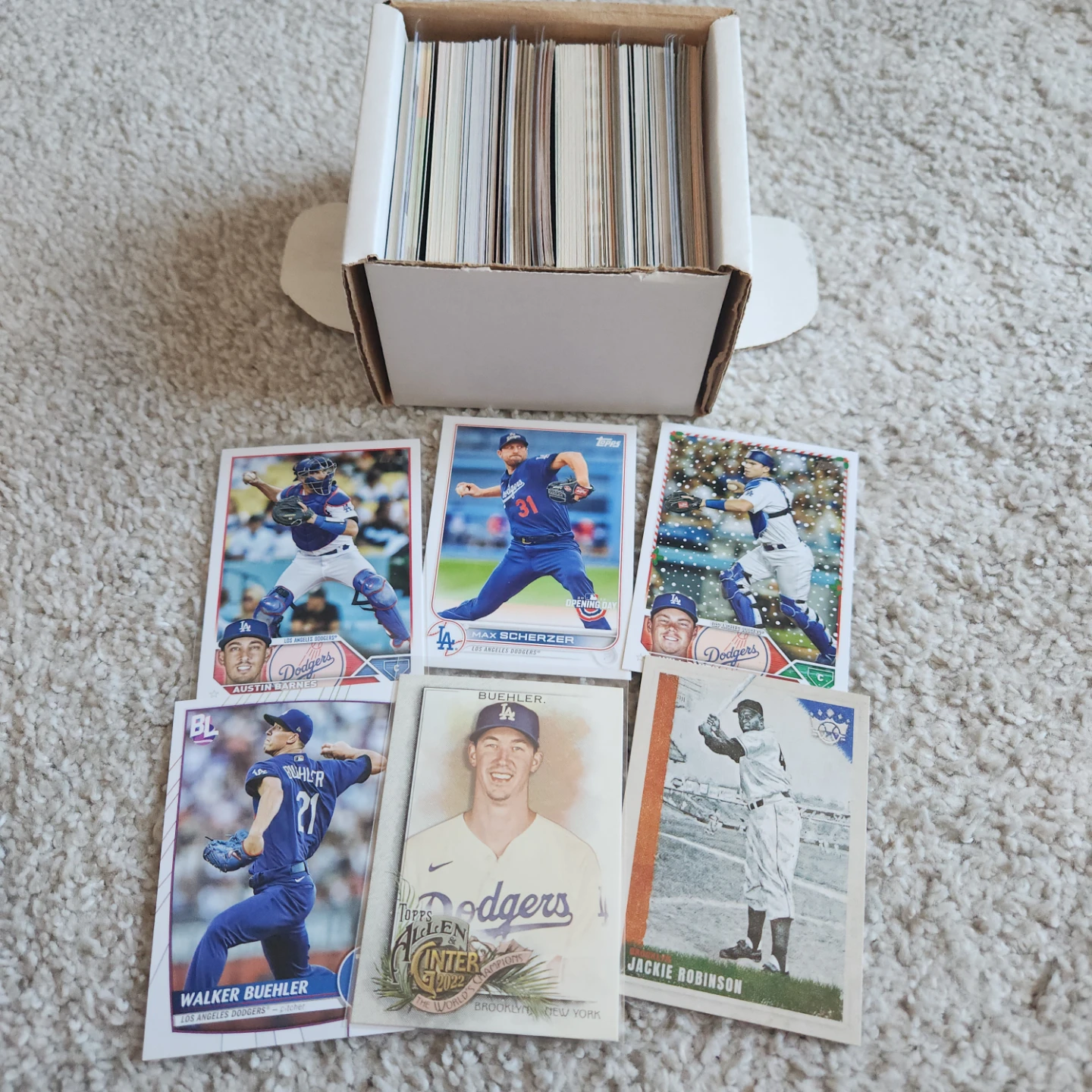LA Dodgers, 100 Baseball Cards Team lot - photo 2