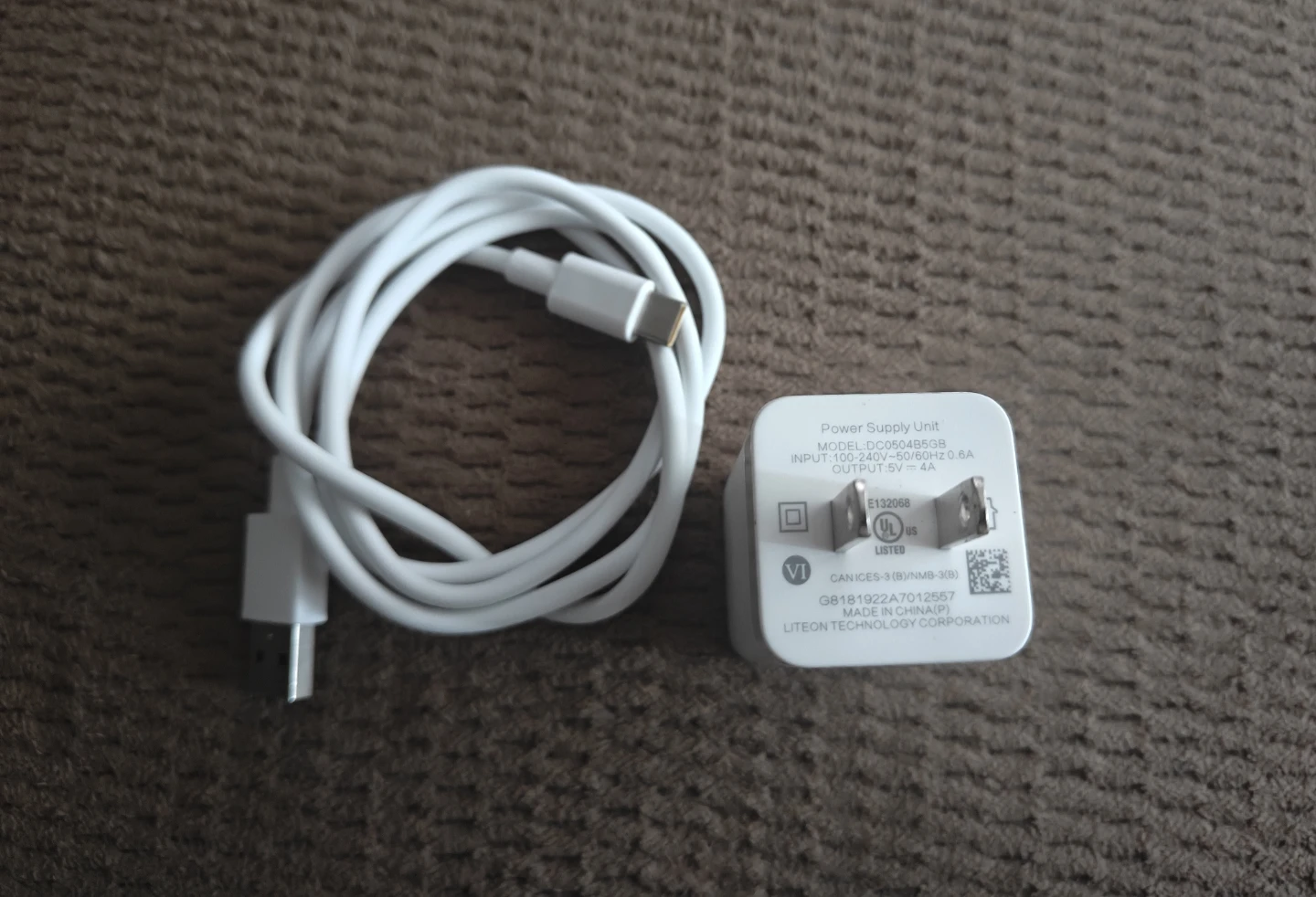 OnePlus Type C Fast Charger  charger 20 Watt - photo 2