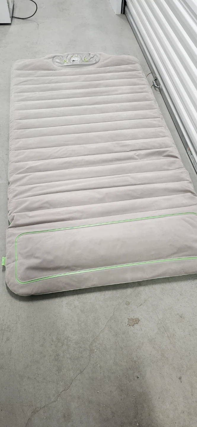 Air mattress 38*78"