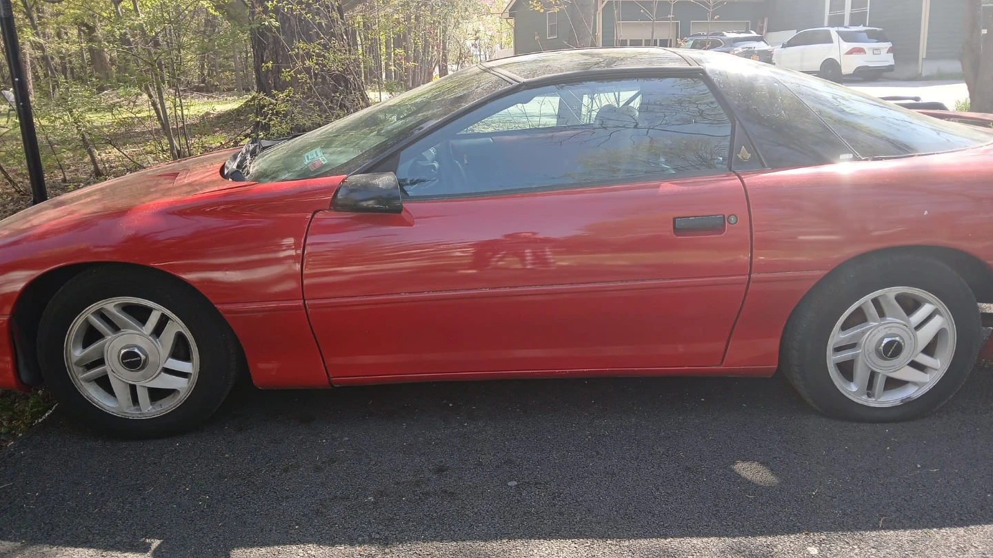 Red Chevrolet Camaro - photo 2