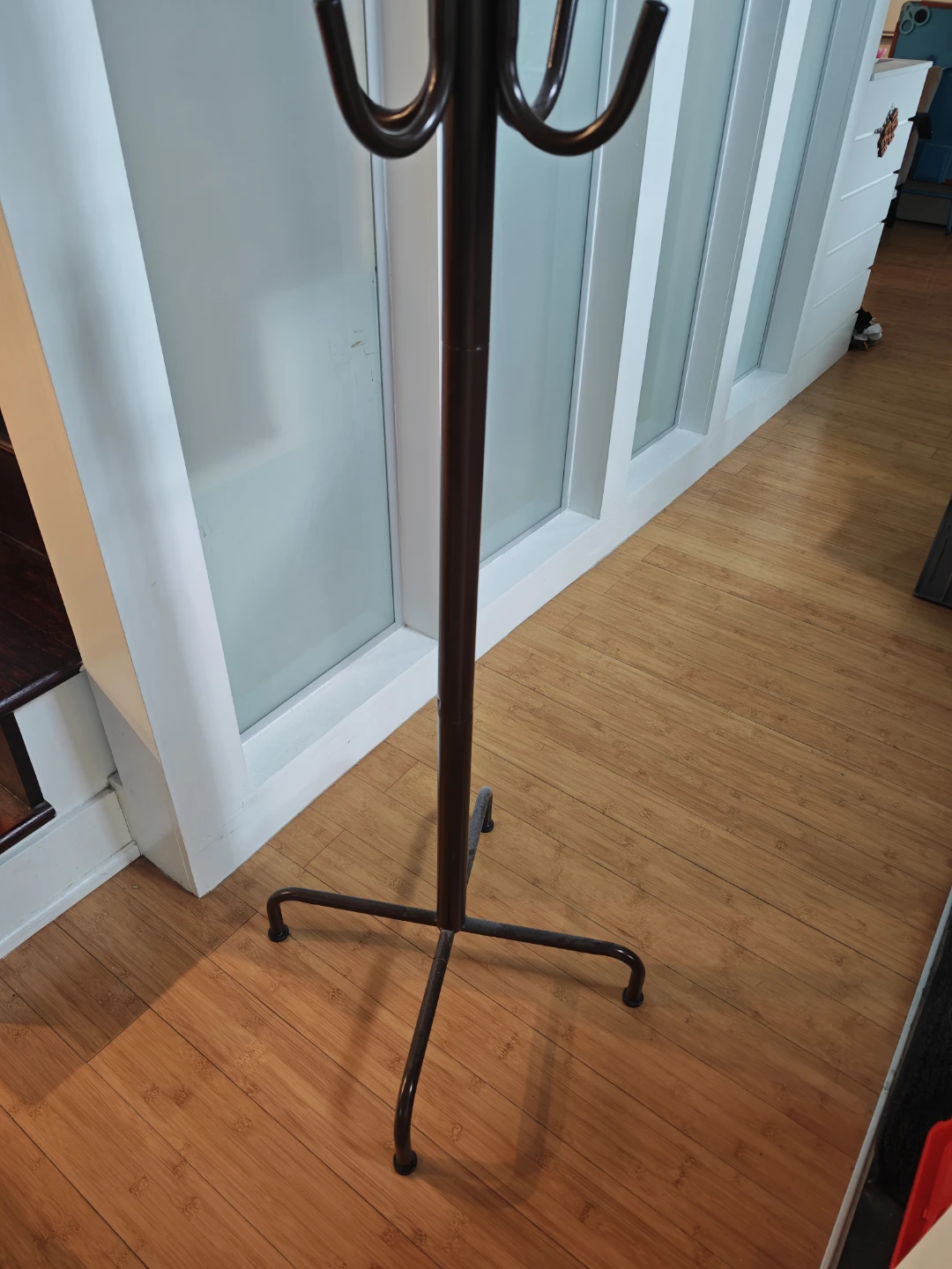Brown Metal Coat Rack - photo 3