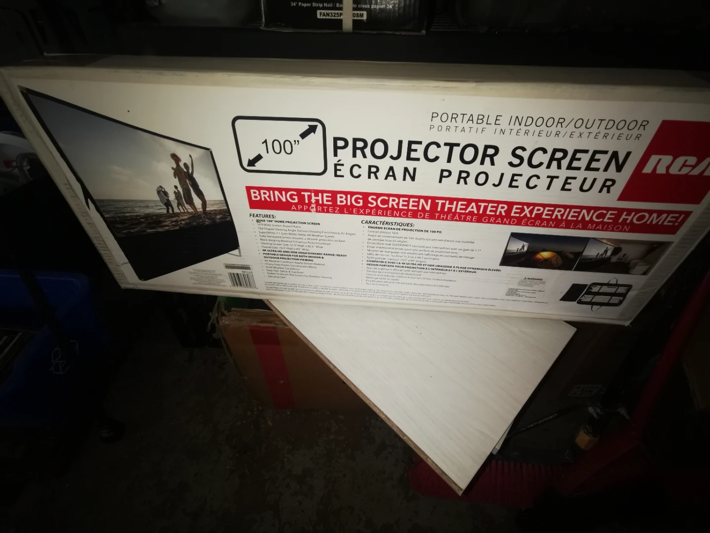 RCA 100" Portable Indoor/Outdoor Projector Screen