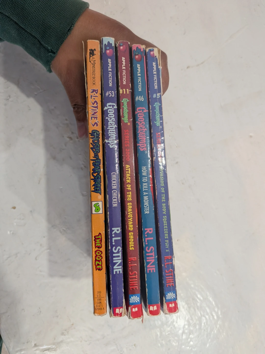 Collection of 5 Goosebumps R.L. Stine Books - photo 3