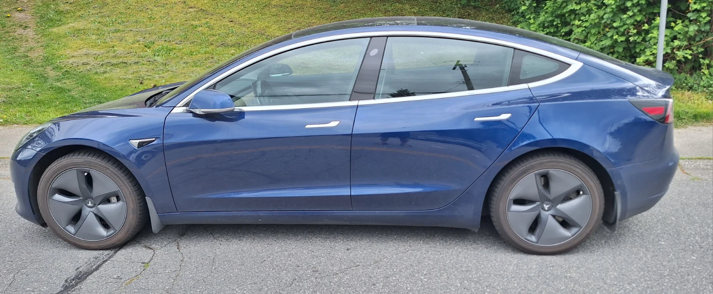 Tesla Model 3 Standard Plus - Blue - photo 3