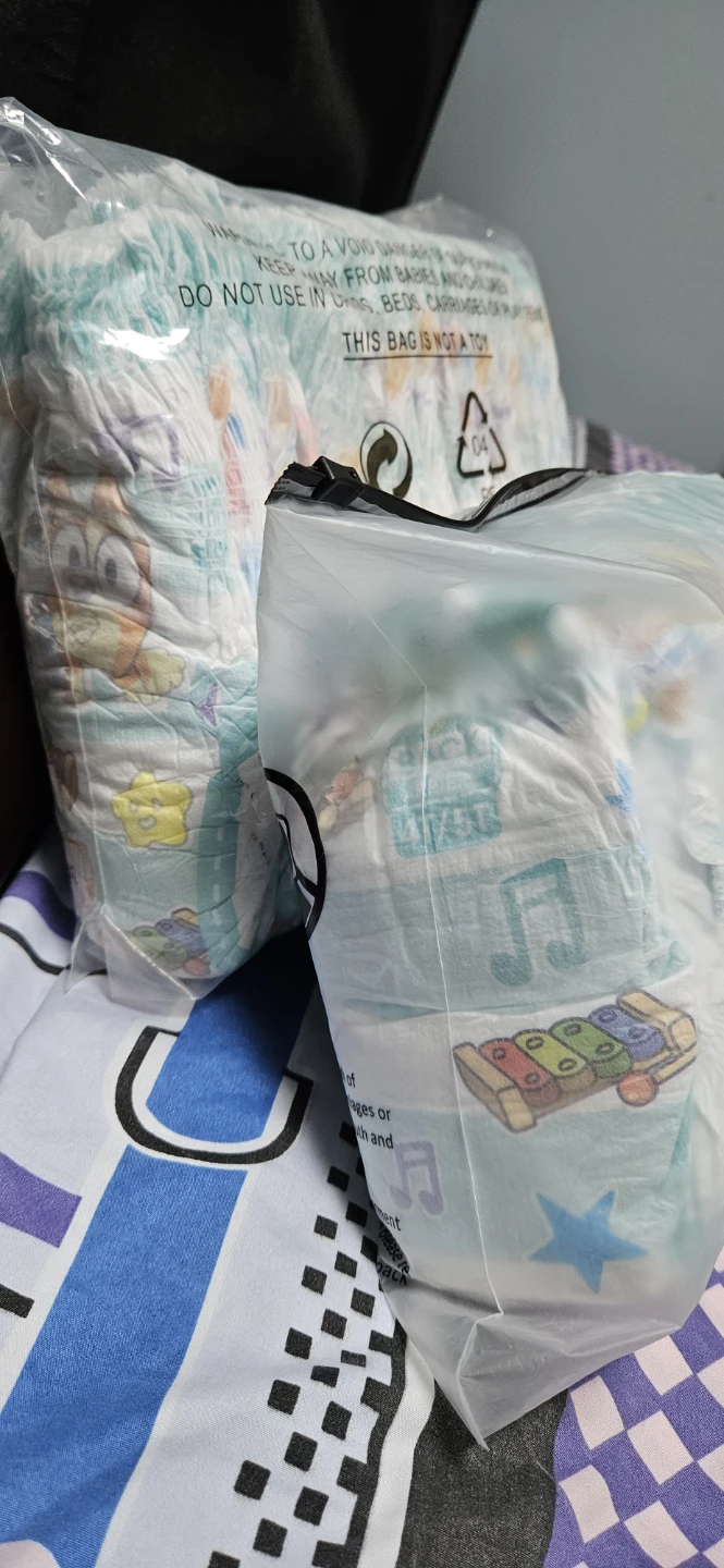 Diapers. Size 4T/5T - photo 2