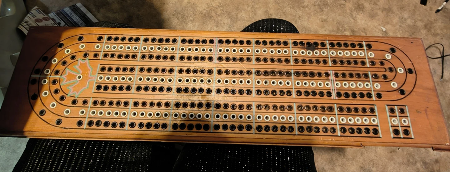 Wooden Cribbage Board with Pegs