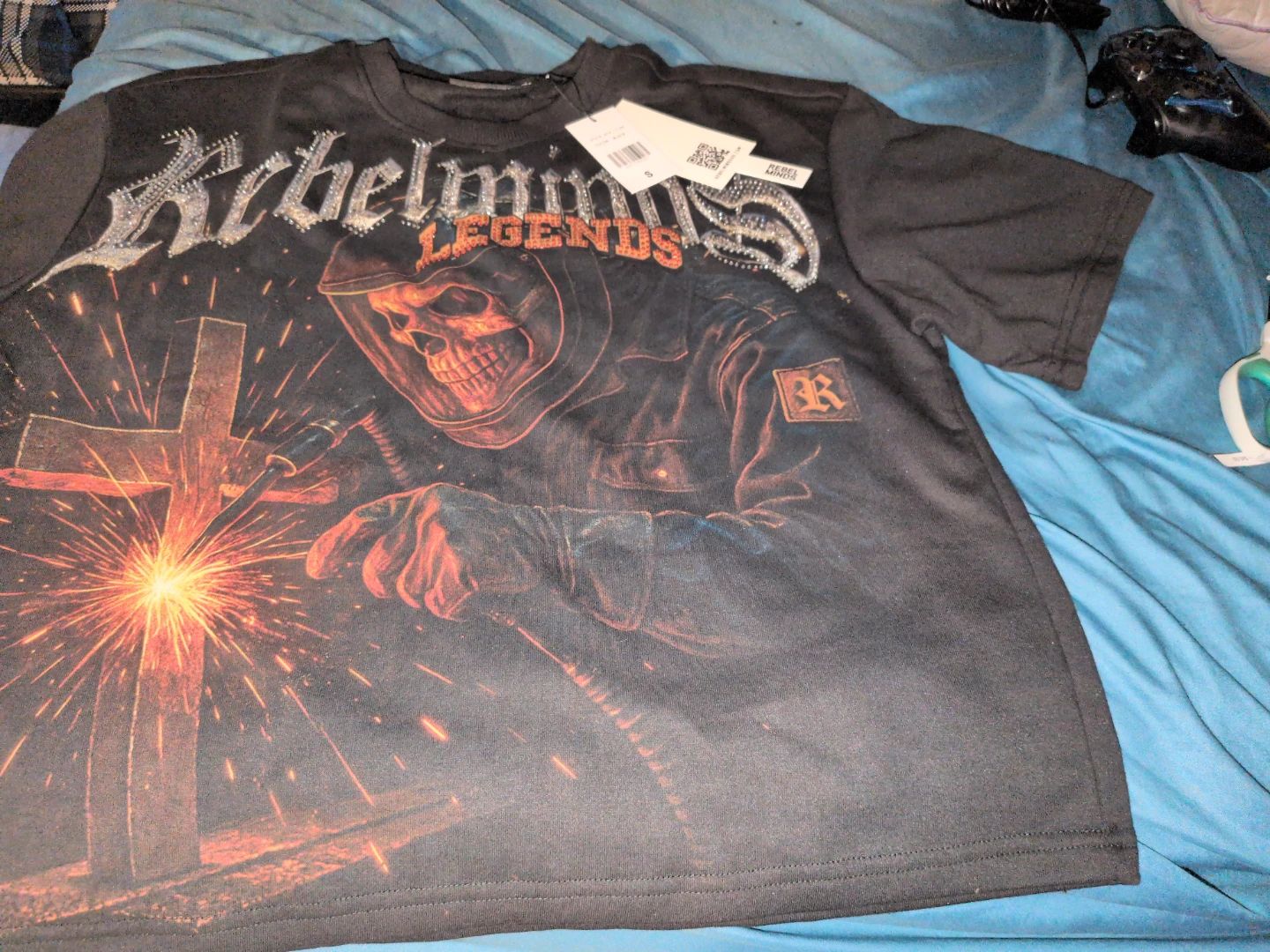Rebel Minds Legends Skull Graphic T-Shirt